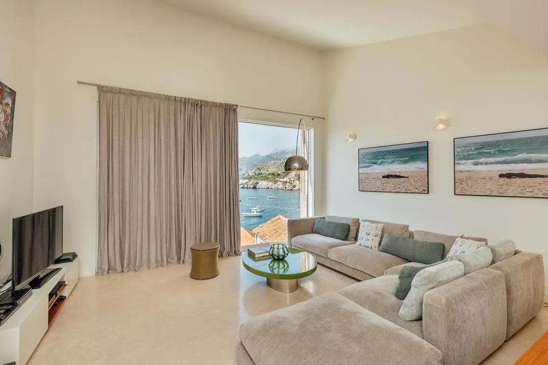 Sale, house, 320m², Pržno, Budva