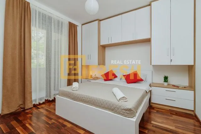 Prodaja, jednosoban stan, 50m², Kotor, Crna Gora