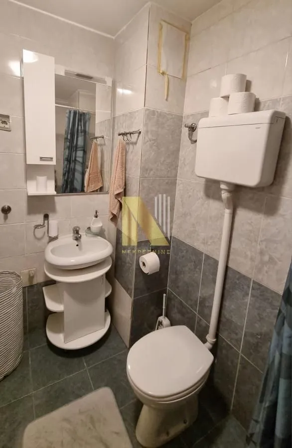 Izdavanje, jednosoban stan, 35m², Spens, Novi Sad Sve Podlokacije