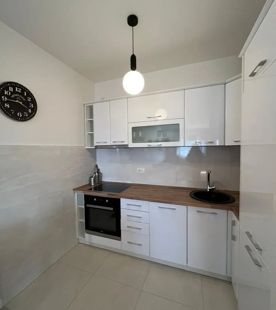 Prodaja, jednosoban stan, 49m², Central Point, Podgorica