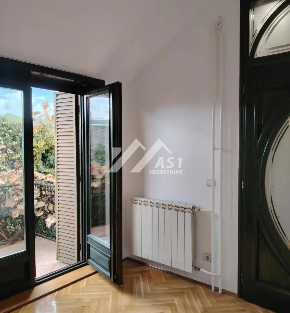 Sale, office space, 260m², Centar, Novi Sad