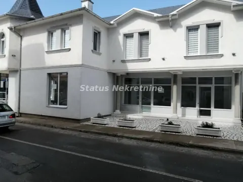 Sale, office space, 330m², Ruma, Srbija