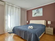 Izdavanje, dvosoban stan, 85m², Muo, Kotor - image 4