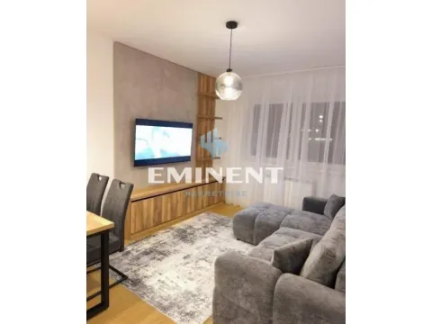 Rent, three bedroom apartment, 50m², Čukarica, Beograd - image 1