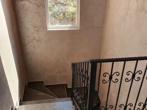 Prodaja, kuća, 260m², Gornja Gorica, Podgorica - image 6