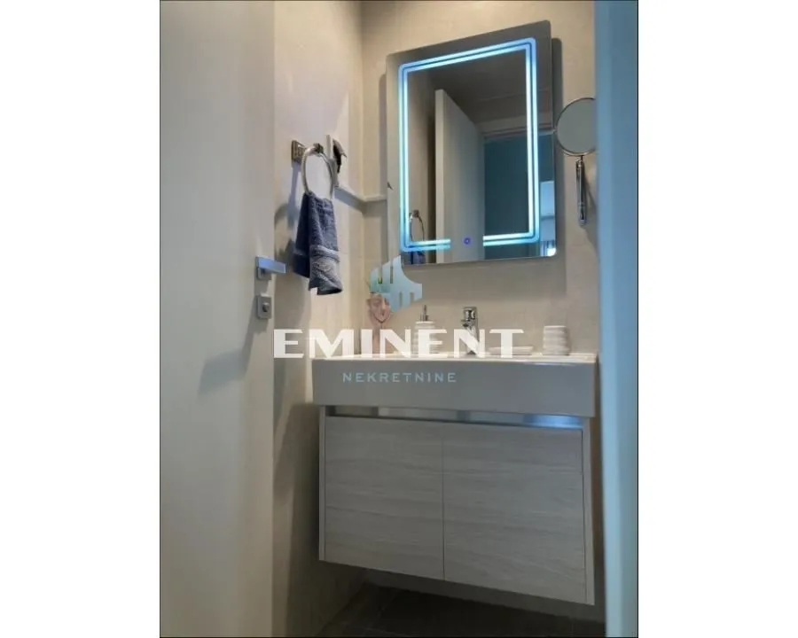 Rent, two bedroom apartment, 63m², Savski Venac, Beograd