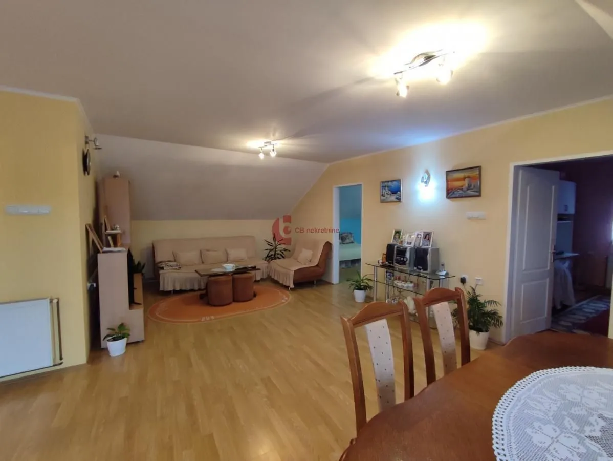Prodaja, kuća, 224m², Dudova Šuma, Subotica