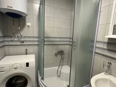Stan-na-dan, jednosoban stan, 50m², Tuški Put, Podgorica - image 12