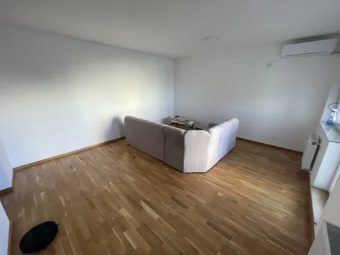 Izdavanje, jednosoban stan, 37m², Jugovićevo, Novi Sad Sve Podlokacije - image 2