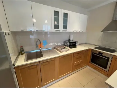 Izdavanje, trosoban stan, 107m², Novi Beograd Blok 67, Novi Beograd Sve Podlokacije - image 9