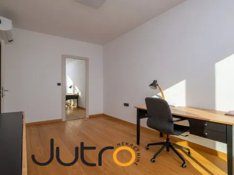 Sale, two bedroom apartment, 86m², Podgorica, Crna Gora - image 9