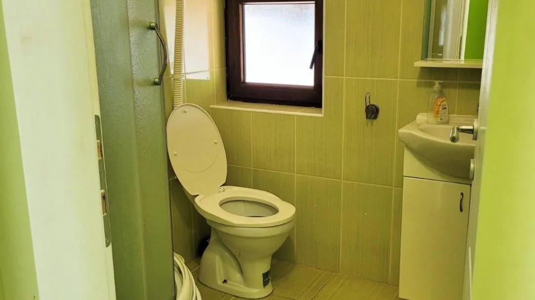 Prodaja, kuća, 240m², Ljubovija, Srbija