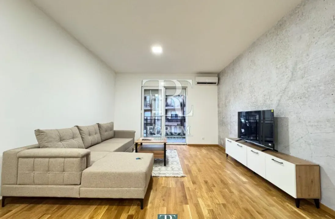 Izdavanje, jednosoban stan, 57m², Ljubović, Podgorica