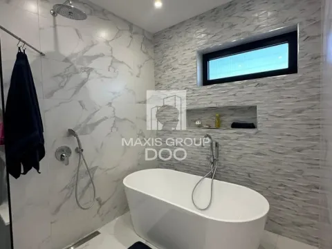 Izdavanje, kuća, 290m², Autokomanda, Voždovac Sve Podlokacije - image 19