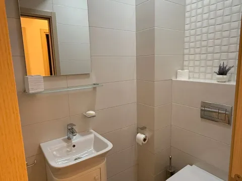 Rent, two bedroom apartment, 68m², City Kvart, Podgorica - image 6