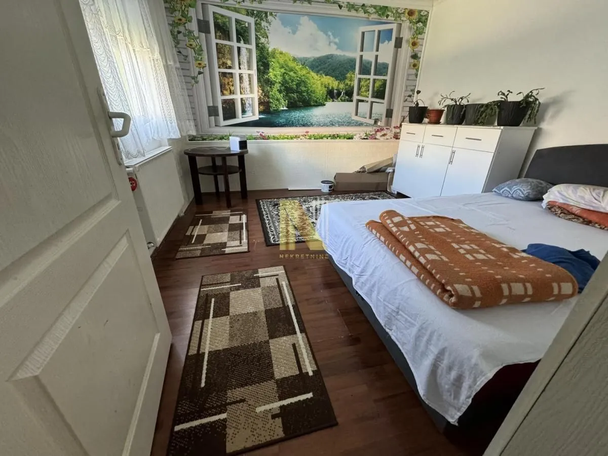 Prodaja, kuća, 441m², Veternik, Novi Sad Sve Podlokacije