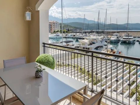 Sale, studio apartment, 46m², Luštica Bay, Tivat - image 2
