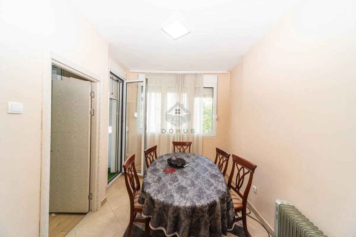 Prodaja, dvosoban stan, 72m², Autobuska stanica, Podgorica