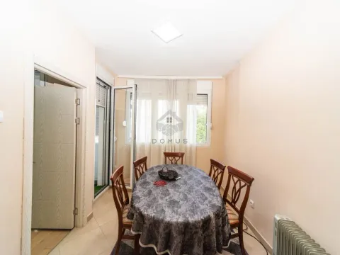 Prodaja, dvosoban stan, 72m², Autobuska stanica, Podgorica - image 3