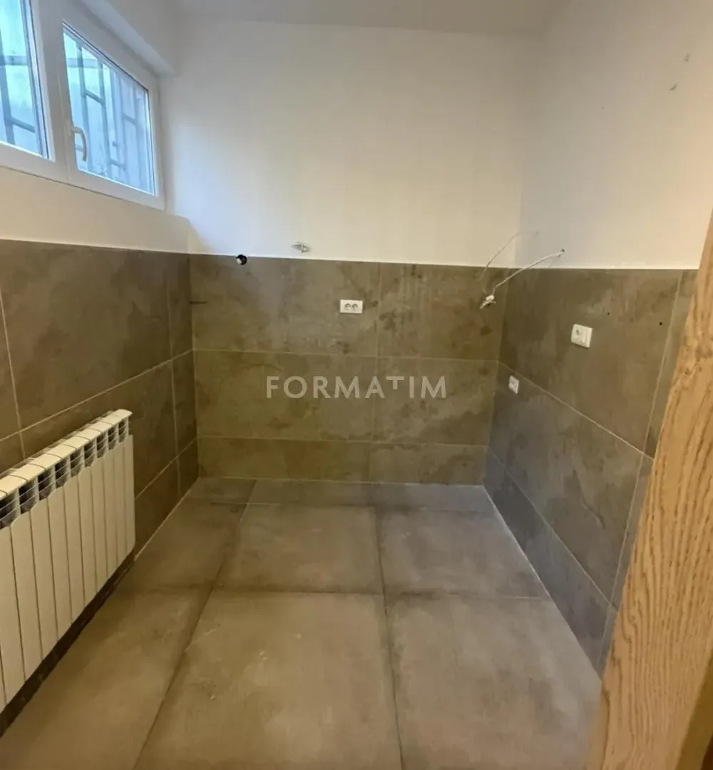 Prodaja, trosoban stan, 73m², Šumice, Beograd