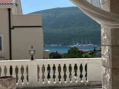 Izdavanje, jednosoban stan, 55m², Đenovići, Herceg Novi - image 9