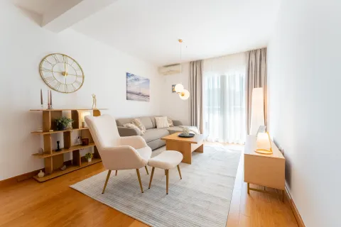 Prodaja, dvosoban stan, 68m², Pržno, Budva - image 2