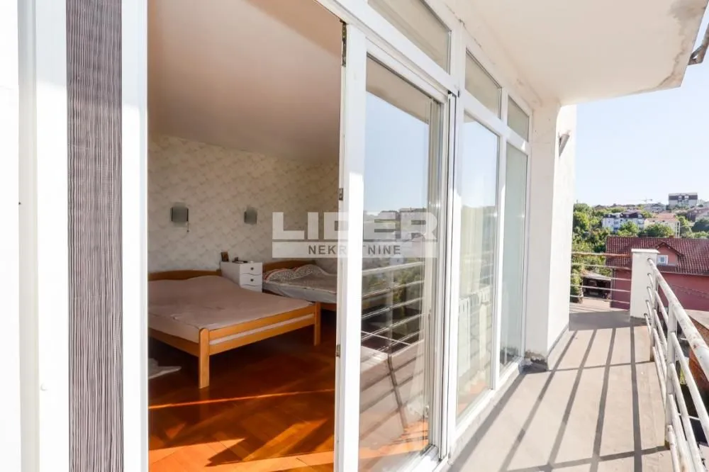 Sale, house, 544m², Višnjička Banja, Palilula Sve Podlokacije