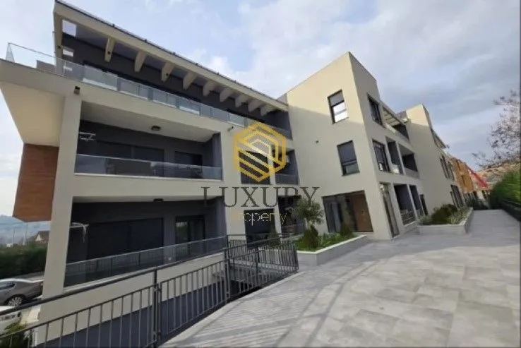 Prodaja, jednosoban stan, 42m², Donja Gorica, Podgorica