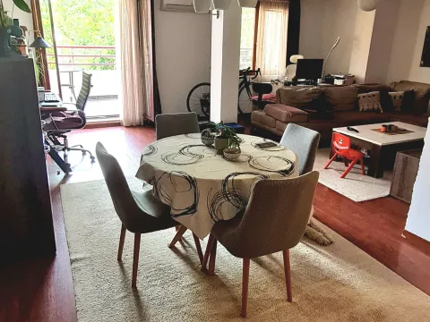 Prodaja, dvosoban stan, 80m², Malo Brdo, Podgorica - image 1