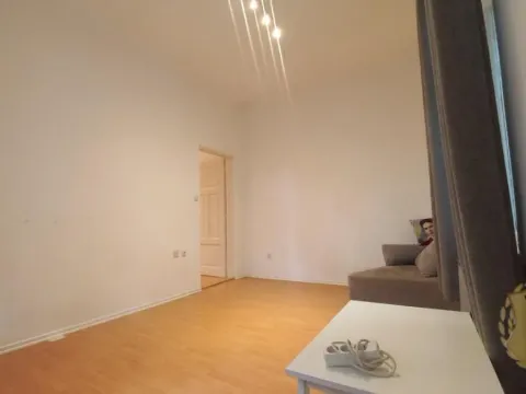 Izdavanje, dvosoban stan, 55m², Kalenić Pijaca, Vračar Sve Podlokacije - image 4