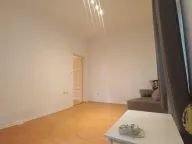 Izdavanje, dvosoban stan, 55m², Kalenić Pijaca, Vračar Sve Podlokacije - image 4