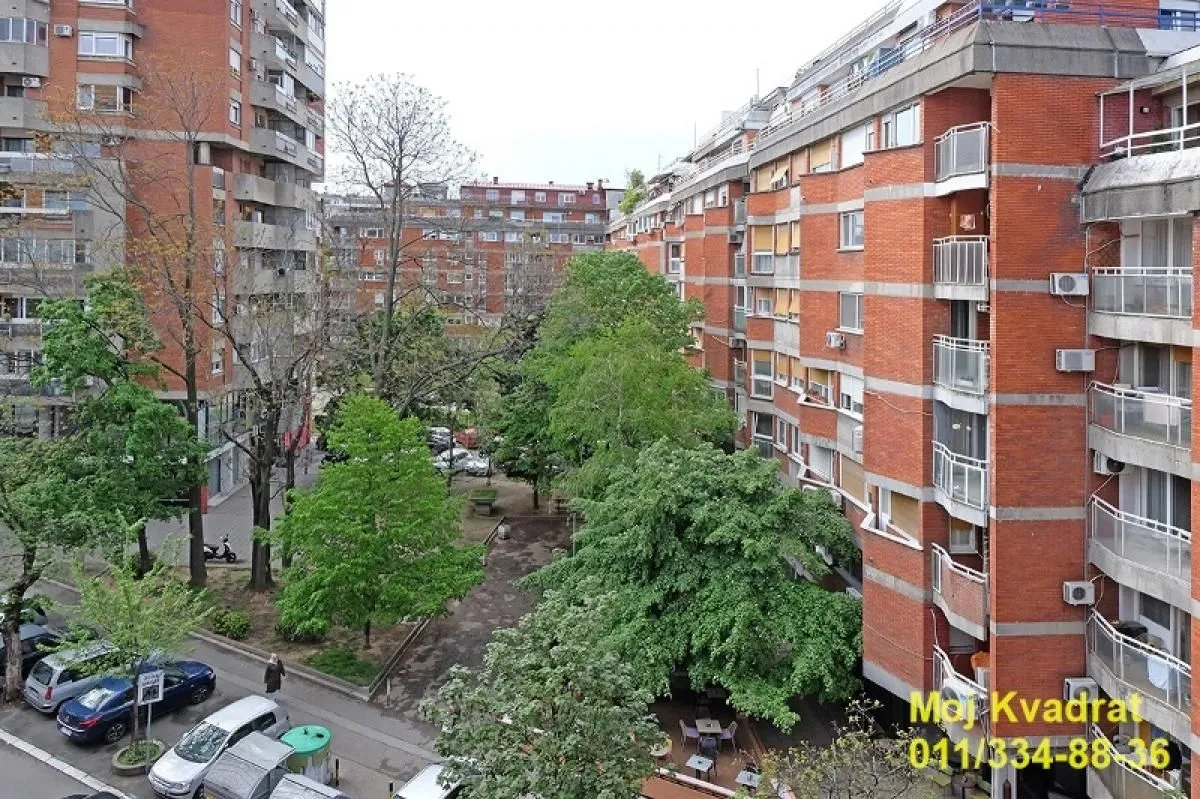 Prodaja, dvosoban stan, 55m², Kalenić Pijaca, Vračar Sve Podlokacije
