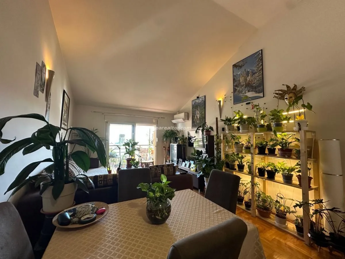 Sale, two bedroom apartment, 54m², Lazi, Budva
