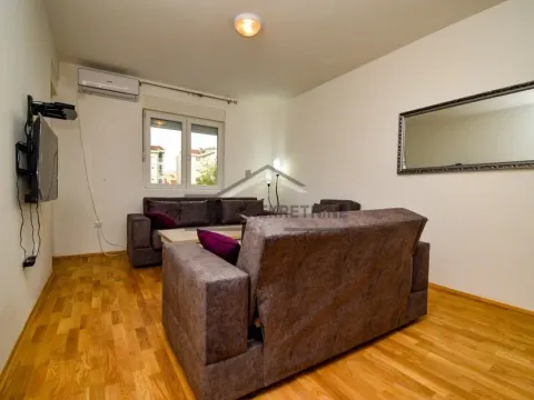 Rent, one bedroom apartment, 45m², Stari Aerodrom, Podgorica - image 4