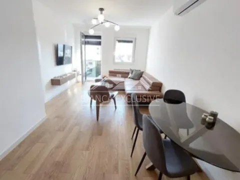 Sale, three bedroom apartment, 63m², Neimar, Vračar Sve Podlokacije - image 4