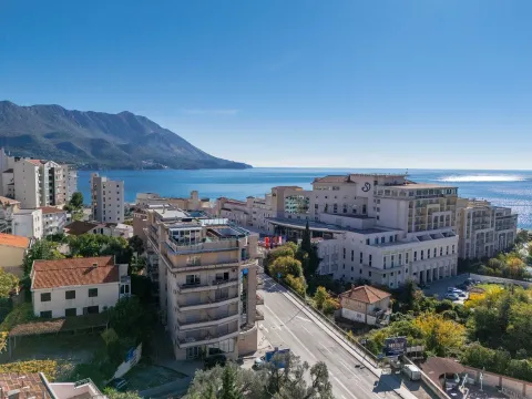 Sale, one bedroom apartment, 71m², Bečići, Budva - image 18