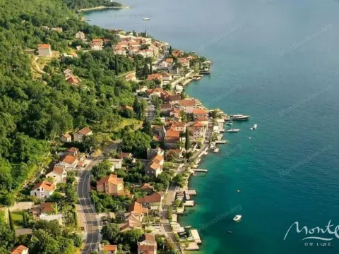 Prodaja, jednosoban stan, 52m², Dobrota, Kotor - image 37