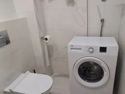 Izdavanje, jednosoban stan, 45m², Central Point, Podgorica - image 2