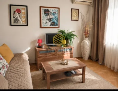 Rent, studio apartment, 28m², Gintaš, Podgorica - image 2