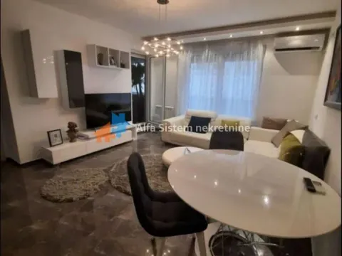 Rent, three bedroom apartment, 70m², Čubura, Beograd - image 5