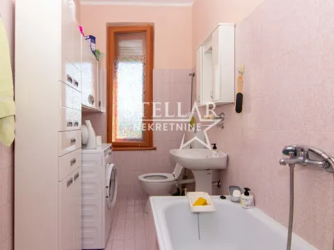 Prodaja, dvosoban stan, 140m², Centar, Podgorica - image 8