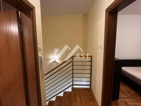 Izdavanje, trosoban stan, 68m², Bulevar Evrope, Novi Sad Sve Podlokacije - image 4