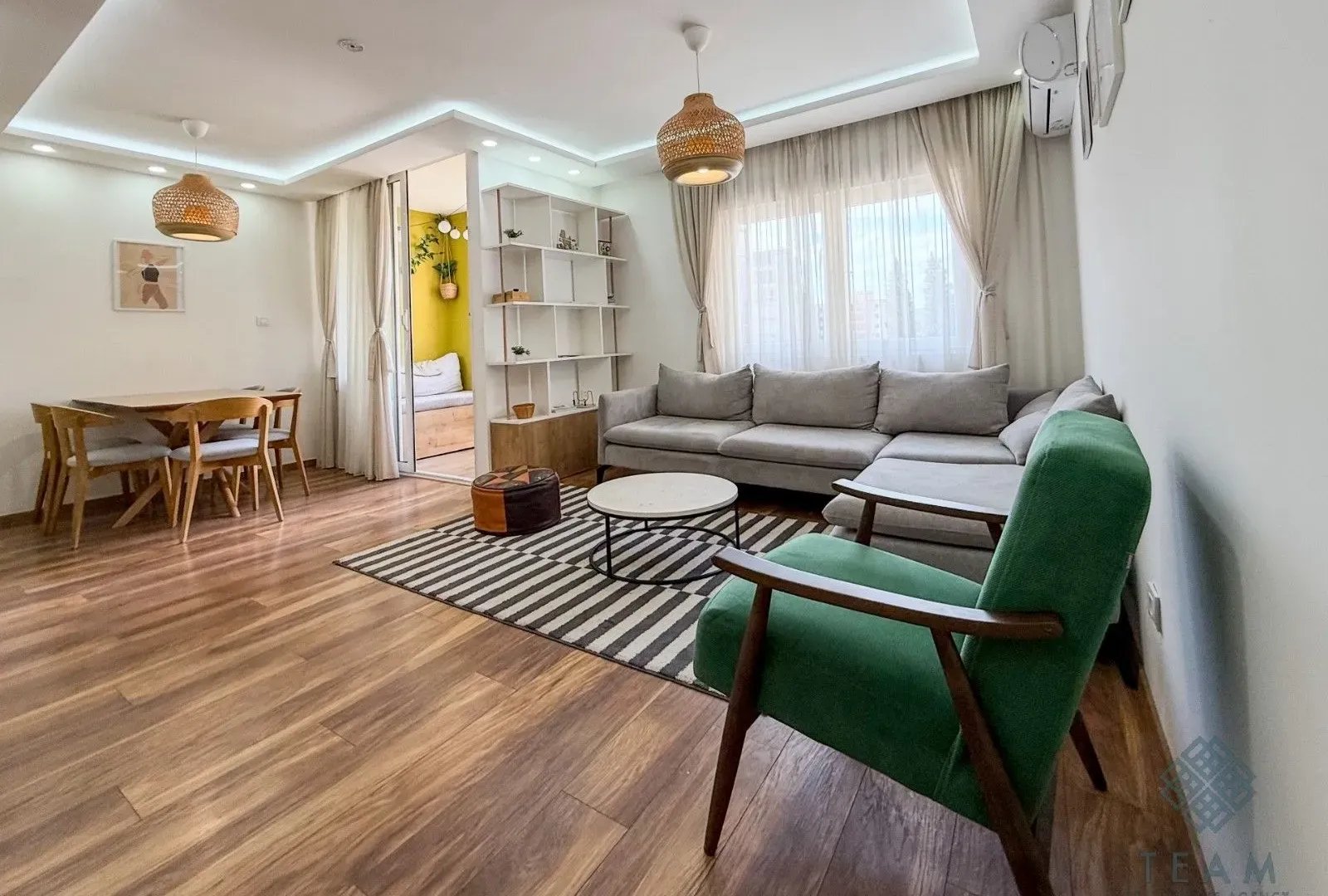 Prodaja, trosoban stan, 89m², Pejton, Podgorica