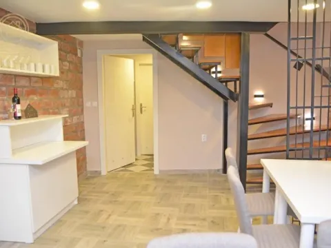 Prodaja, kuća, 240m², Medijana, Niš - image 9