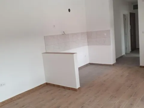 Sale, two bedroom apartment, 56m², Podbara, Novi Sad Sve Podlokacije - image 2