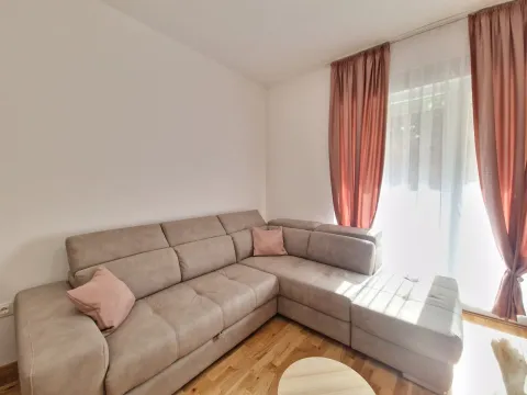 Izdavanje, jednosoban stan, 46m², Bečići, Budva - image 21