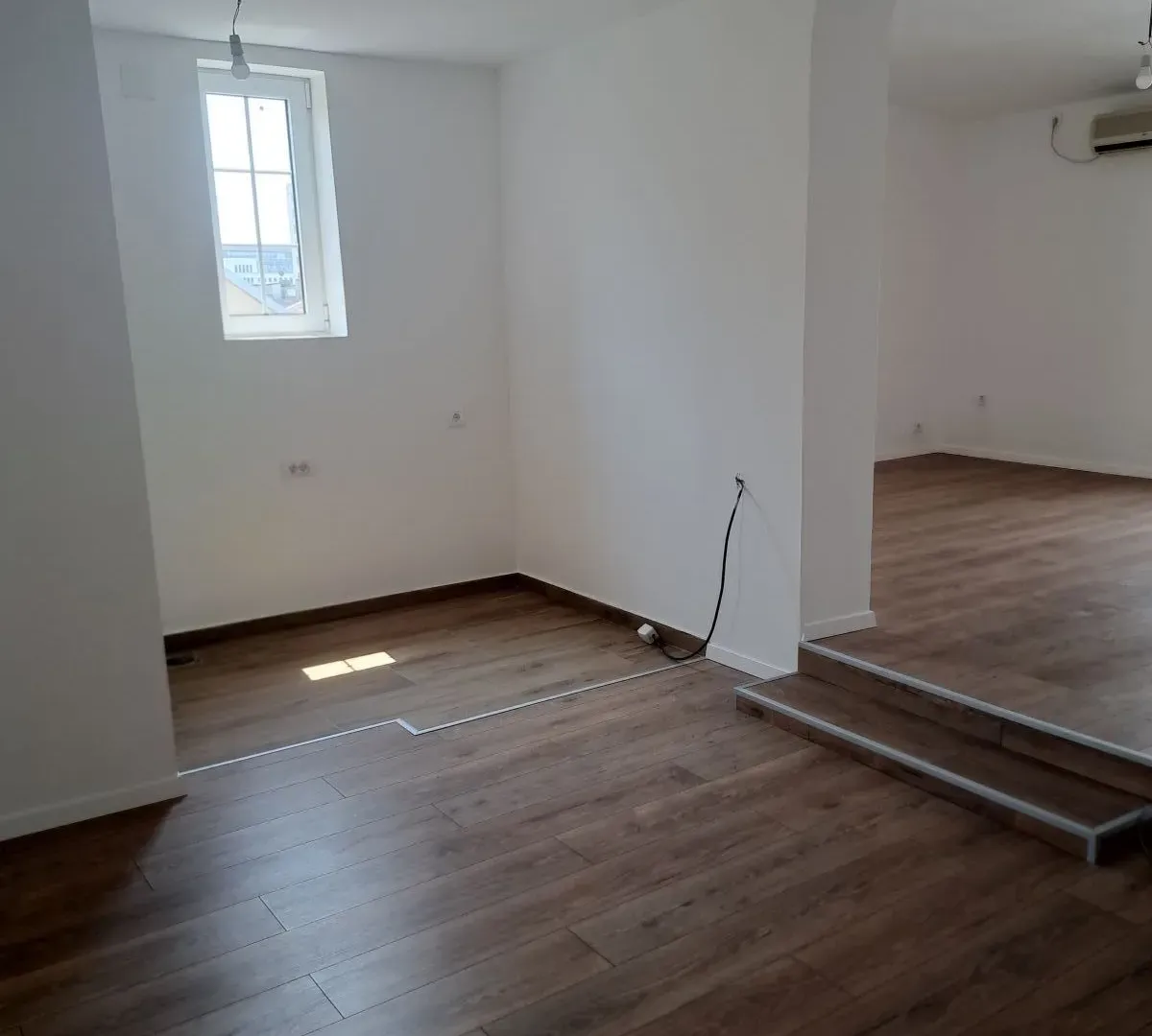 Sale, three bedroom apartment, 60m², Savski Venac, Beograd