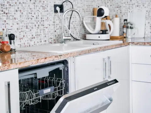 Daily-rent, two bedroom apartment, 130m², Centar, Budva - image 9