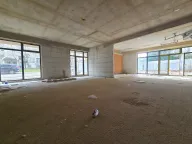 Izdavanje, poslovni prostor, 306m², Stari Aerodrom, Podgorica - image 9