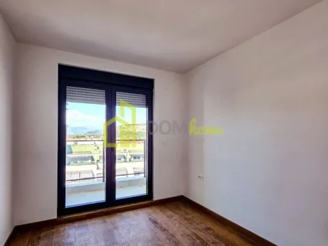 Rent, three bedroom apartment, 101m², Tološka šuma, Podgorica - image 5
